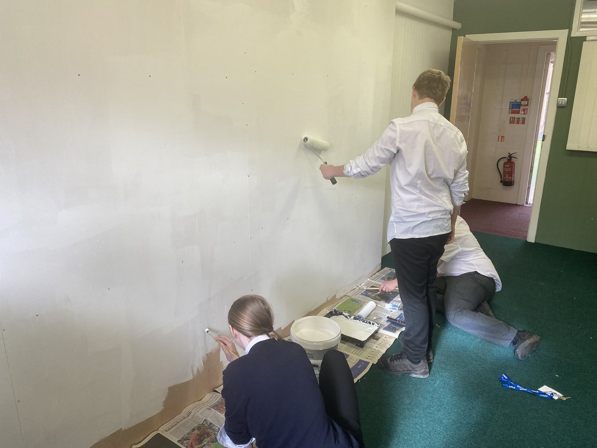 MrDixonLSO's tweet photo. The @BryntegSchool radio station is coming along nicely. Pupils helping with redecorating the walls ready for our new equipment to be delivered. Super exciting! #curriculumsupport #teamwork #schoolradio #radio https://t.co/7h7gAc1UHb