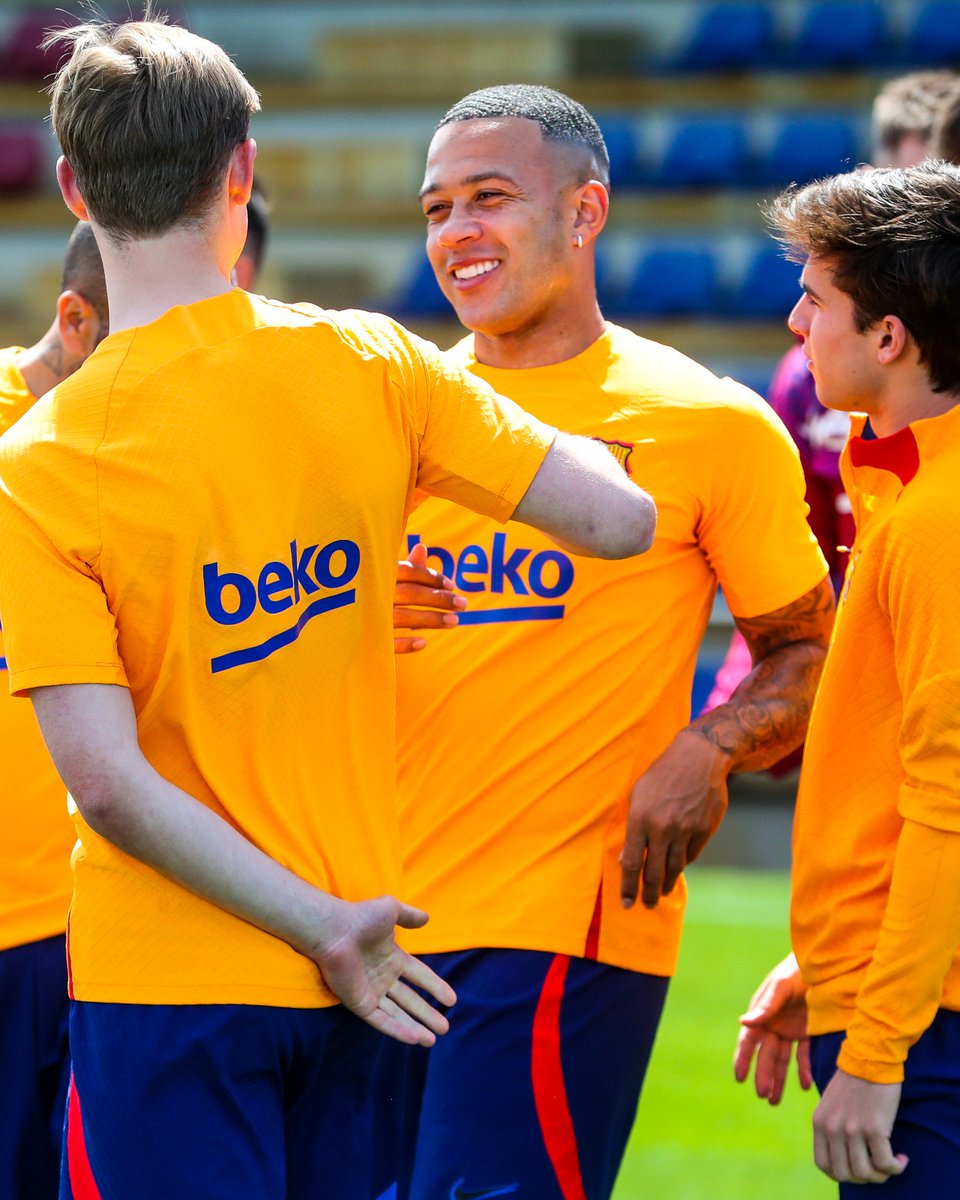 ZOYA JON (@jon32234709) on Twitter photo 