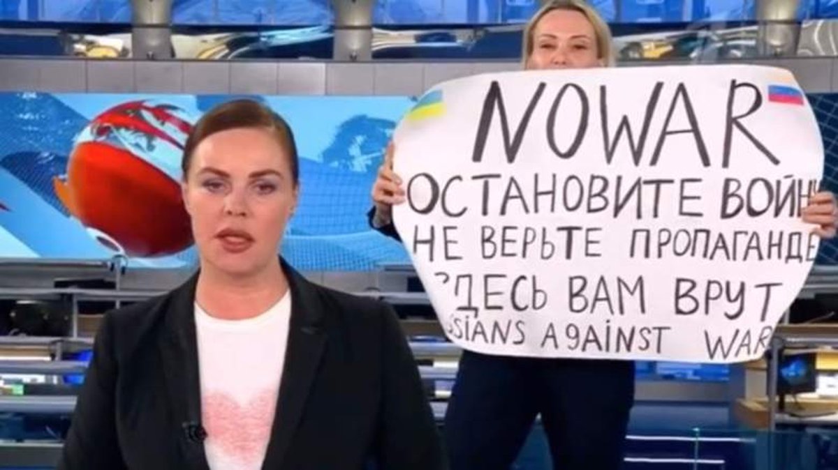 globalprayout's tweet photo. IF PUTIN IS LYING TO RUSSIAN PEOPLE HOW HE'S ATTACKING  UKRAINIAN  UNPROVOKED. WILL HE ADMIT KILLING CIVILIANS.OR COMMITTING WAR CRIME. https://t.co/XdBARS8Jal