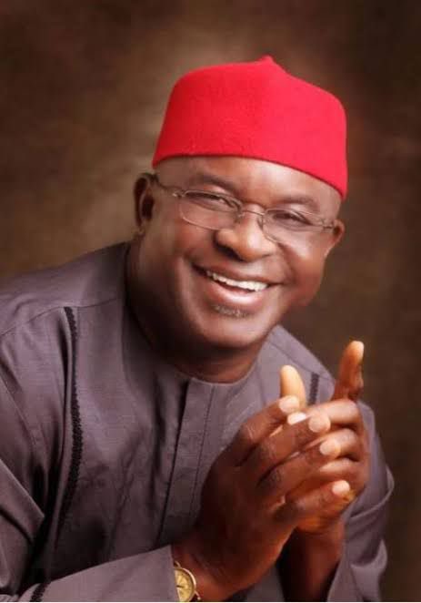 atiku's tweet photo. Senator David Mark has, over the years, played roles aimed at deepening our democracy. His headship of the Senate was a watershed in the history of the NASS. https://t.co/jlhiAPyvud