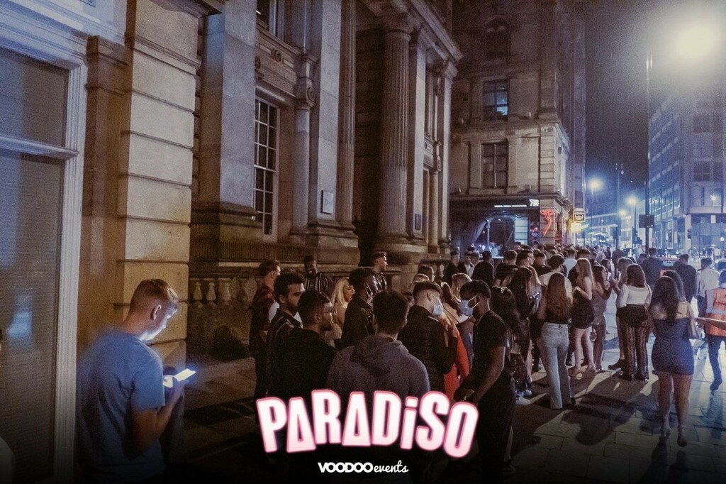 ParadisoNewc's tweet photo. LAST CHANCE FOR TICKETS ✌🏼 Get yours now from our bio to secure entry &amp; drinks bands! 🍸

#OnFridaysWeDrink 🥂 https://t.co/DlDUHBJUqh https://t.co/fwzLG10EmM