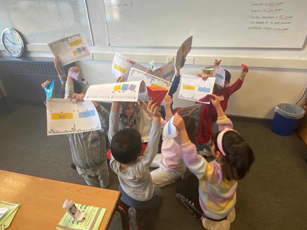 SpringESociety's tweet image. Once again, our little ones are at work! We did a fantastic event - a painting contest. To us, it was so great to see the vivid images the students created to show off their creativity and talents. Congratulations to all of them! 😍
#education #children #painting #activity