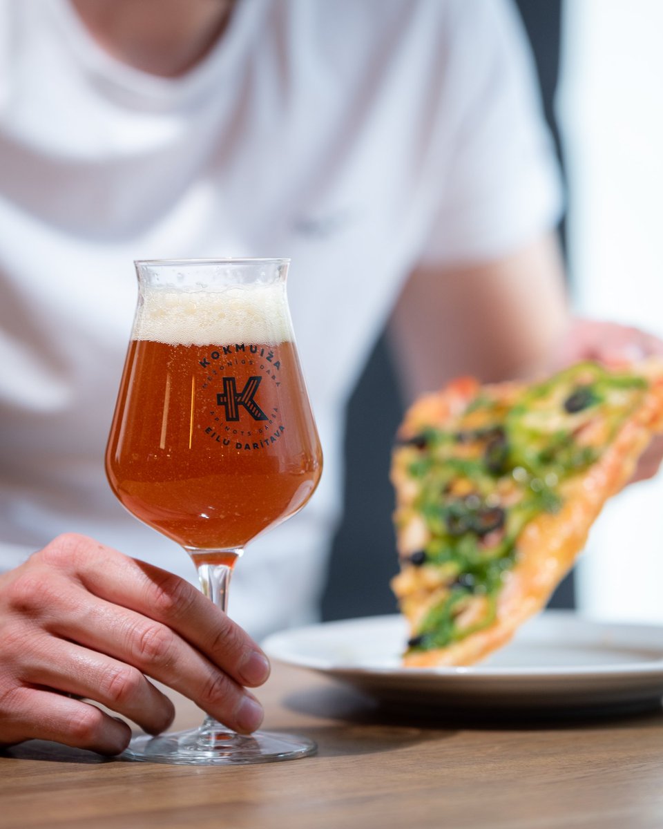 Kāds plāns brīvdienām? 👀

Uzzini vairāk par mūsu darba laiku nedēļas nogalēs mūsu mājas lapā - studiopizza.lv 

#studiopizza #cesis #everybodylovespizza #pizzaplace #pica #pizzalover #instafood #omnomnom #foodporn #food #foodie #kokmuižasalus