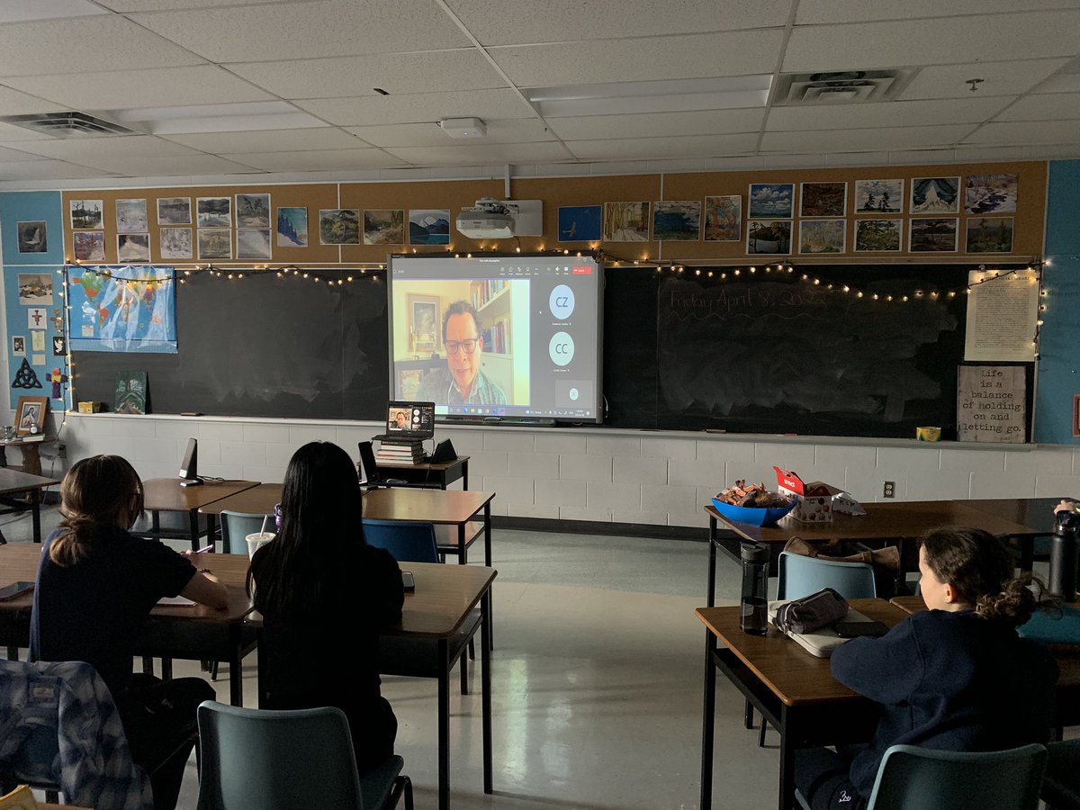crowellj17's tweet photo. What an amazing session in Writer’s Craft today with author Lawrence Hill. His expertise and advice on the writing process was outstanding. A true Canadian artist! @HCDSB @AssumptionHCDSB @ClarkMcdougall https://t.co/J4YrC3FQ4K