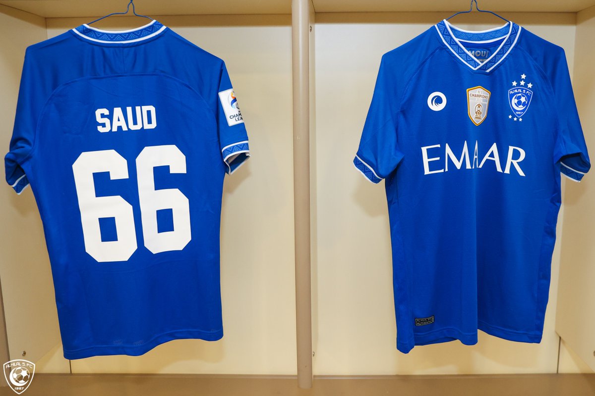 Alhilal_FC's tweet photo. 👕 الشعار الذهبي لد��ري أبطال آسيا على طقم "حامل اللقب" 🤩💙

#كبير_آسيا https://t.co/oxlTT3Akh3