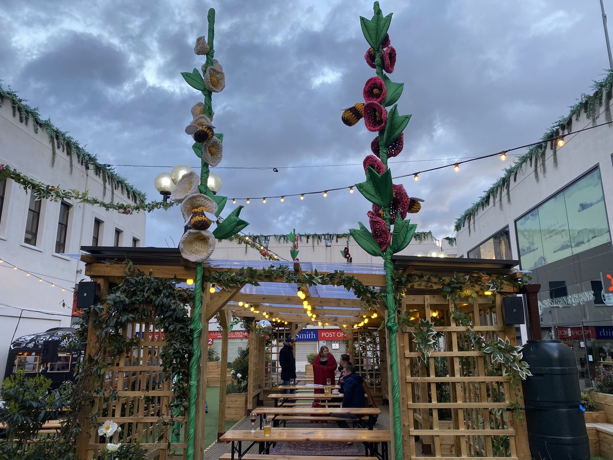 altrinchamhq's tweet photo. The Not So Secret Garden has had a spring makeover 

Love it @stamfordquarter @stutter_twitch 

#altrincham https://t.co/jUAiYEwYg4