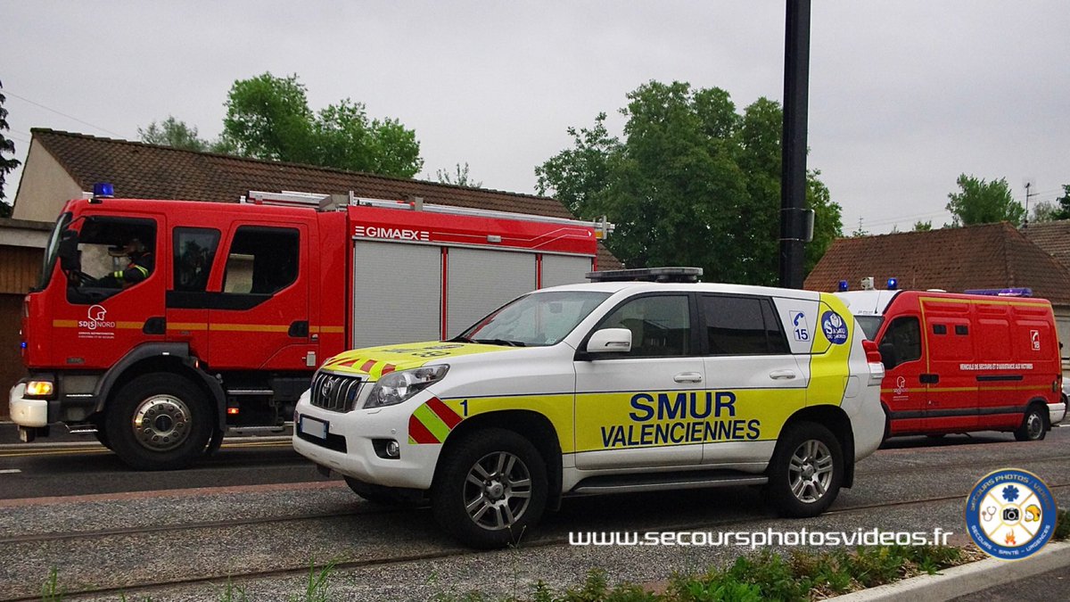 SecoursPhotos's tweet photo. Dans le rétro : SMUR Valenciennes, archives 2014. https://t.co/2TQu9mjQGY