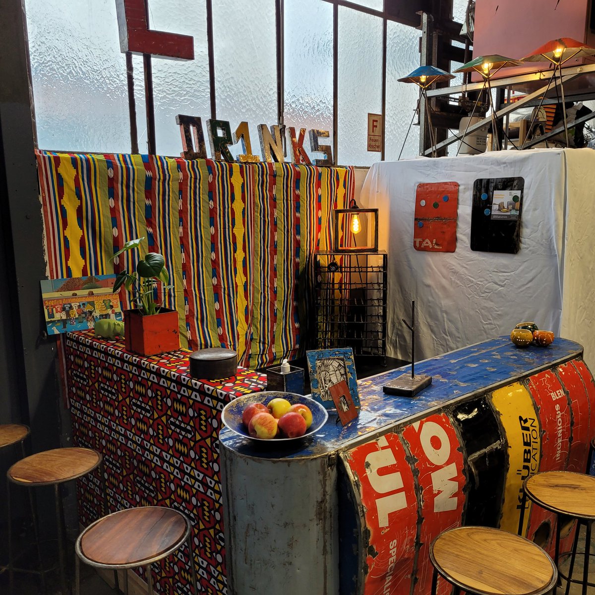 MoogooCreative's tweet photo. Es ist angerichtet! Wir freue uns auf Besuch morgen! https://t.co/HMTVk8c35x