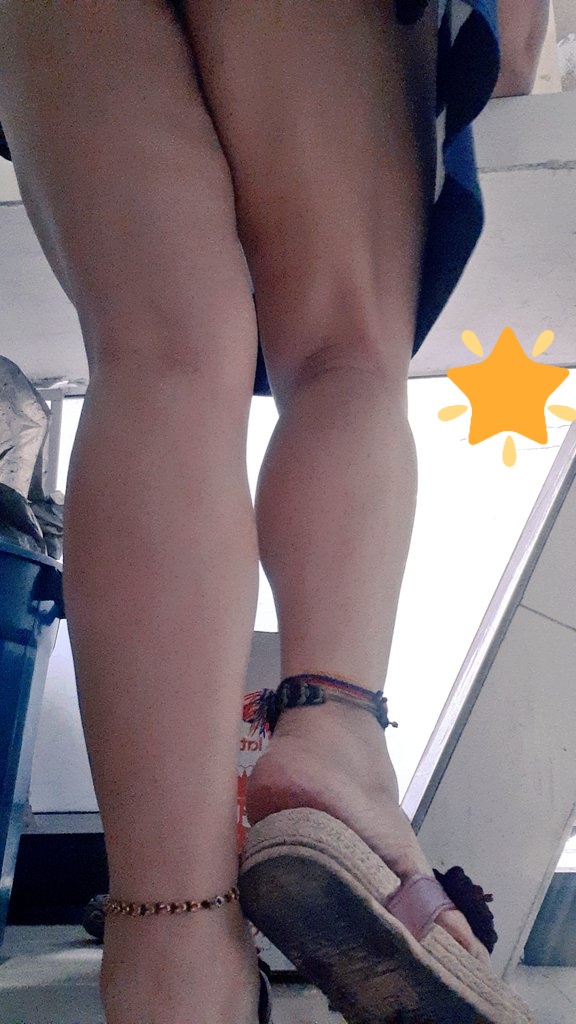 Orlydavid212's tweet photo. Sirviendo el almuerzo que preparó mi amorcito 🥰💕🔥🍌🎶 https://t.co/GqirShk3xr