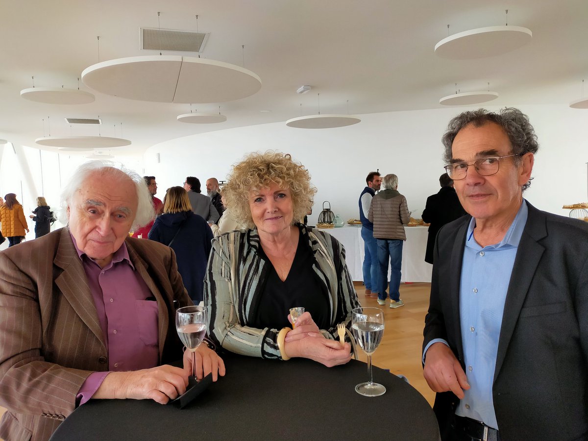 DraneOccitanie's tweet photo. #TNE 34 #CapNum @EducaVox Merci d'avoir fait le voyage en tant que grands témoins, complices et amis tout simplement 😀
@LMeduc  @DESVERGNEMARCEL https://t.co/gT3WBnLA56