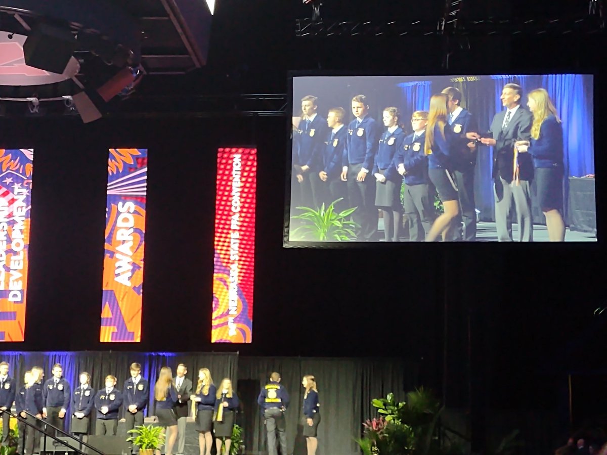 Congratulations Grace on your Bronze Metal in Extemporaneous Speaking!