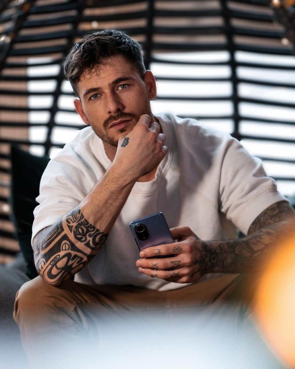 Kyle got to the restaurant and was seated. He pulled his phone out giving <a href="/LilWildChildx/">꒑ꋫꌥ꒒ꋫ ꒒ꑾꅏ꒐ꇘ</a> a text that he was there and looking out for her.