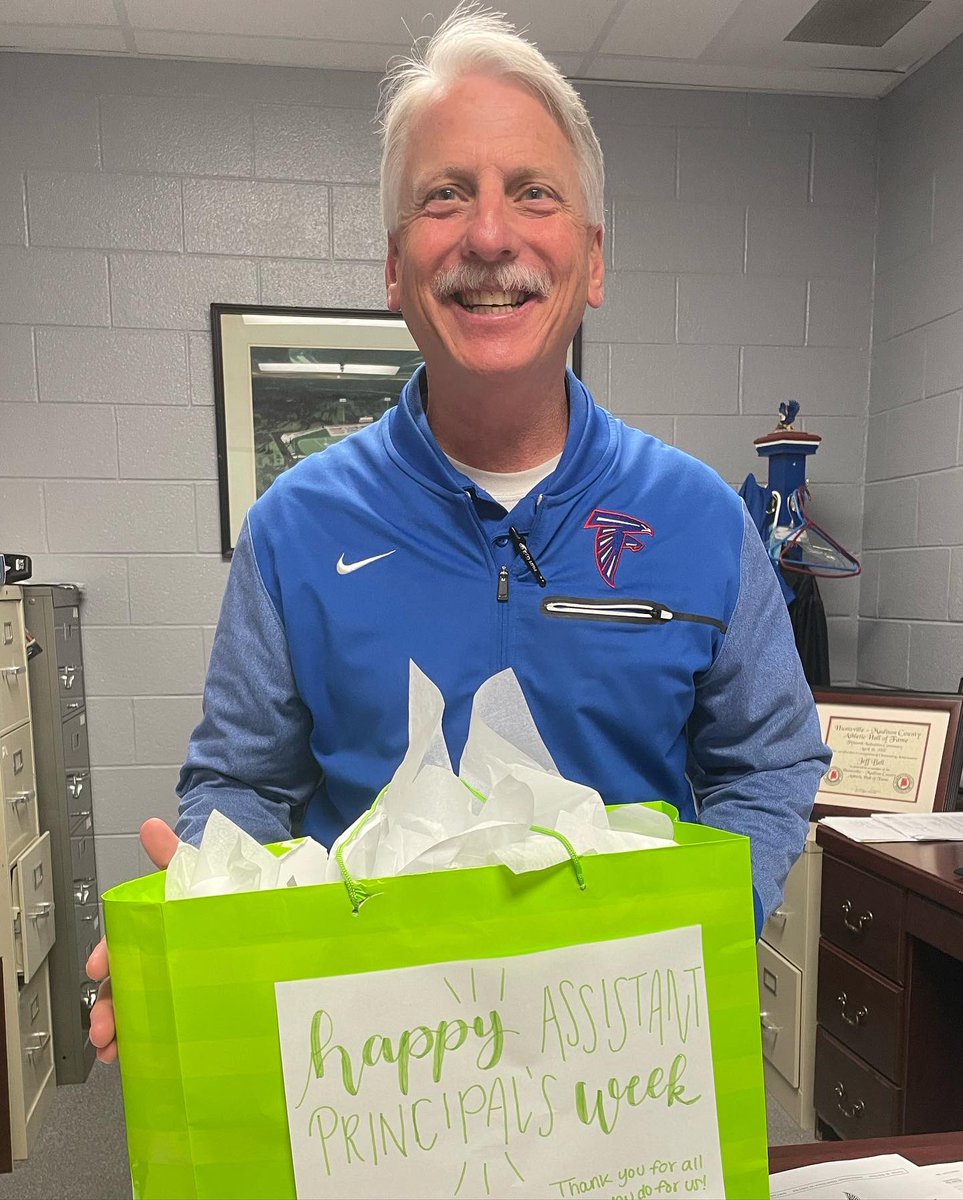 LCFalconsStuCo's tweet photo. We showered our awesome assistant principal’s with gifts today in honor of Assistant Principal’s Appreciation Week! Not pictured is Coach Carter, but he’s pretty cool, too.. Each four of them are greatly appreciated! https://t.co/oBE7fYtJb9