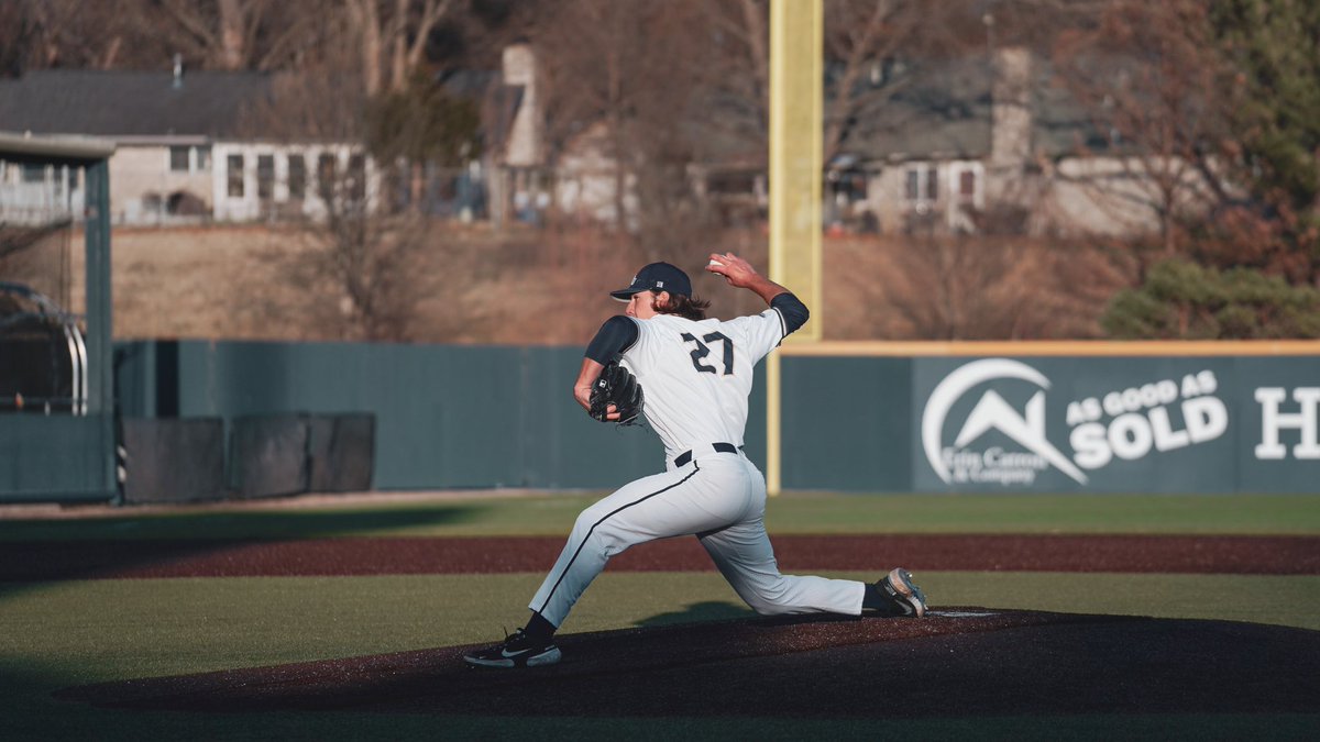 ORUBaseball's tweet image. 𝗣𝗶𝘁𝗰𝗵𝗶𝗻𝗴 𝗟𝗲𝗮𝗴𝘂𝗲 𝗟𝗲𝗮𝗱𝗲𝗿𝘀

▶️ Ledgend Smith (51 strikeouts, 4 wins)
▶️ Isaac Coffey (8 walks allowed)