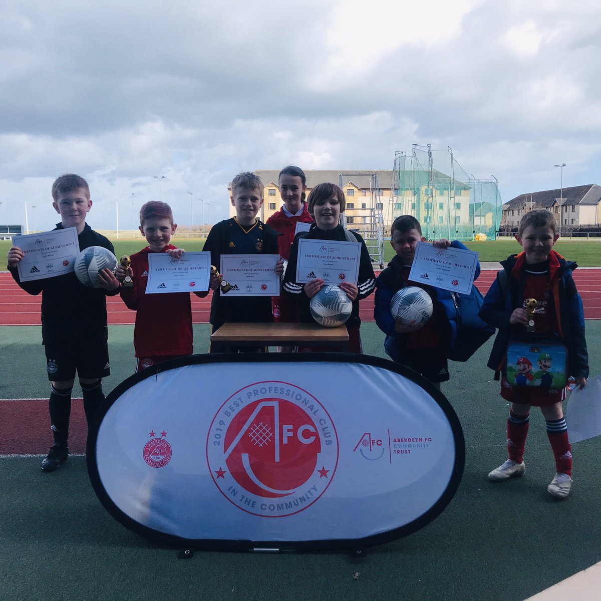 AFCCT's tweet photo. Well done to everyone who took part in our Easter Coaching sessions at Aberdeen Sports Village & @gariochsports this week!
Congratulations to this weeks merit award & player of the week winners πβ½οΈ
We hope everyone involved had a great time ππ£β½οΈ
#AFCCTEasterCoaching https://t.co/4xBovWtc96