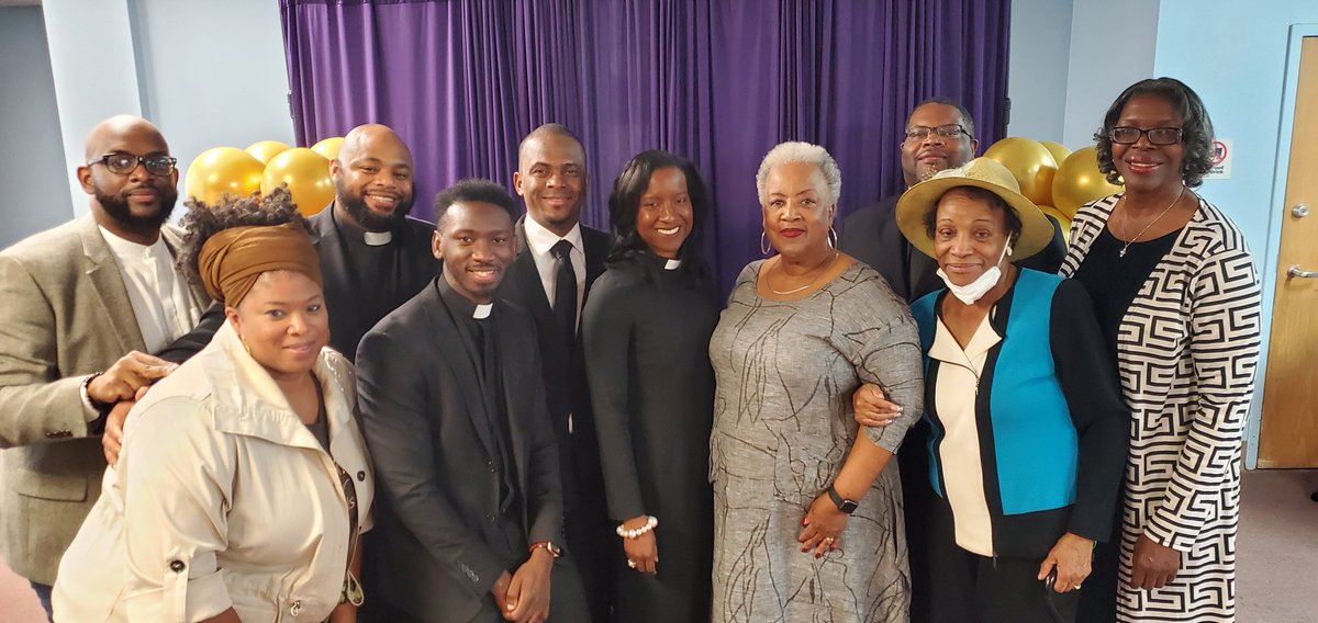 AmmieLDavis's tweet photo. Celebrating Dr. Teresa Fry Brown's birthday at Turner Theological Seminary at the ITC, Atlanta, GA after Communion Chapel https://t.co/iyP0zACSkO