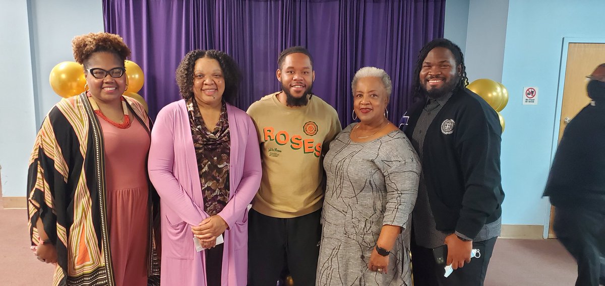 AmmieLDavis's tweet photo. Celebrating Dr. Teresa Fry Brown's birthday at Turner Theological Seminary at the ITC, Atlanta, GA after Communion Chapel https://t.co/iyP0zACSkO