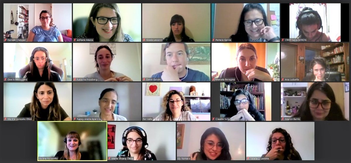 pent_flacso's tweet photo. 🎓🖥️ #ColoquioEnLinea Las distintas comisiones de la diplo (en educación y nueva tecnologías) ya están participando en mesas de intercambio y reflexión académica, antes de la ceremonia de cierre. ¡Felicitaciones! 🏅 https://t.co/D13XqePJg6