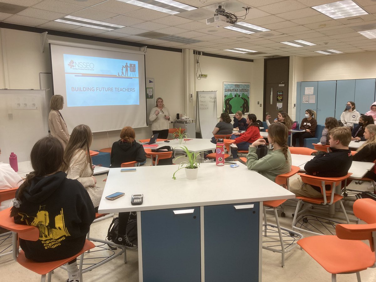 KozKnowz's tweet photo. So grateful to have @NSSEO_org join Ed Academy to share about careers in Special Education and strategies we can use in our classrooms. #d214edprep https://t.co/k1vNqRoAmU