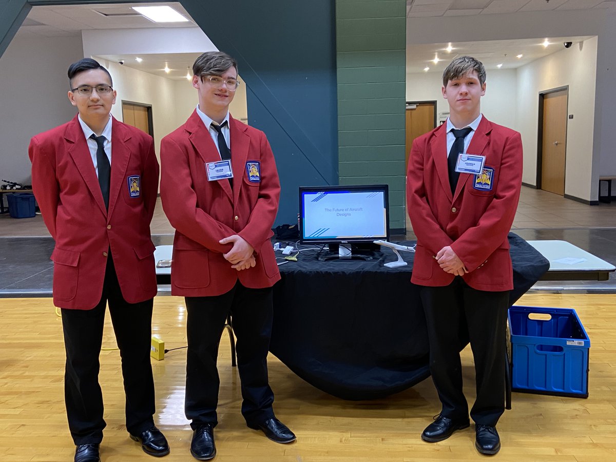 NCCRocks's tweet photo. NCC has more than 70 @NCCRocks students representing NCC at the @SkillsUSAMO state leadership &amp; skills conference April 7-9 at @statetechmo! We wish them continued luck this weekend! #NCCRocks #MOSLSC22 https://t.co/r4ld1sDA2c