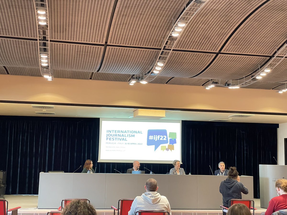 Watching <a href="/GarrettGoodman/">Garrett Goodman</a> on stage at #IJF22 with <a href="/iroughol/">Isabelle Roughol</a> <a href="/laurenmoraski/">Lauren Moraski</a> and <a href="/markfrankel29/">Mark Frankel</a> - his 2 biggest fans ❤️