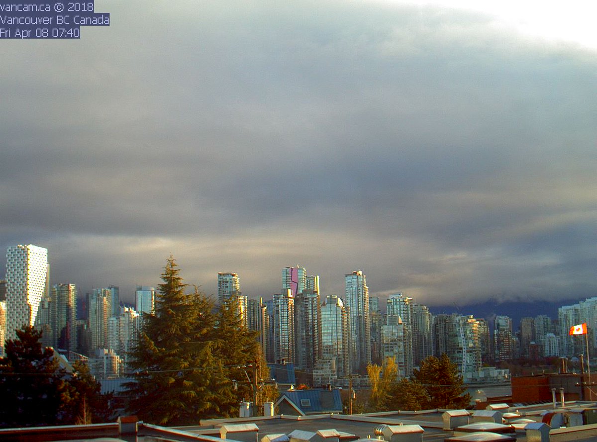 JWagstaffe's tweet photo. A cold front will sweep across the province today bringing continued morning showers to Vancouver, a risk of an afternoon t-storm for the South Coast, flurries tonight for the interior and colder temps for the weekend. Quite the departure from 20.6 in Abbotsford yesterday! https://t.co/NAy2E208mu