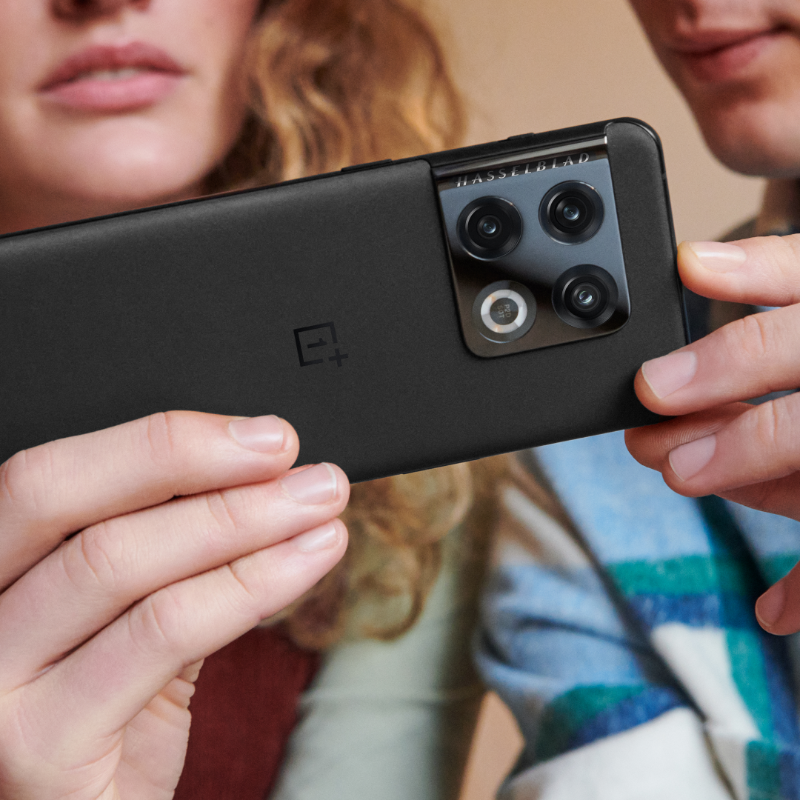 OnePlus_FI's tweet photo. "Parhaimpia puolia OnePlus 10 Prossa ovat sen upea näyttö, huippuluokkaa edustava suorituskyky sekä hyvät kuvausmahdollisuudet tarjoava kamerakokoonpano yhdistettynä asianmukaiseen korkeaan laatutuntumaan." - @MobiiliFi

#OnePlus #NeverSettle #OnePlus10Pro #CaptureEveryHorizon