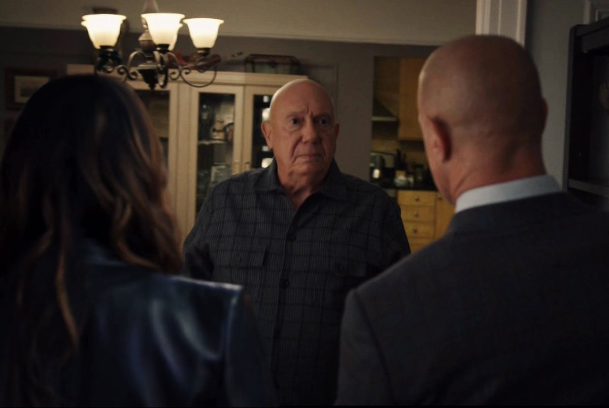 heymyfriendEO's tweet image. does it ever drive you crazy?