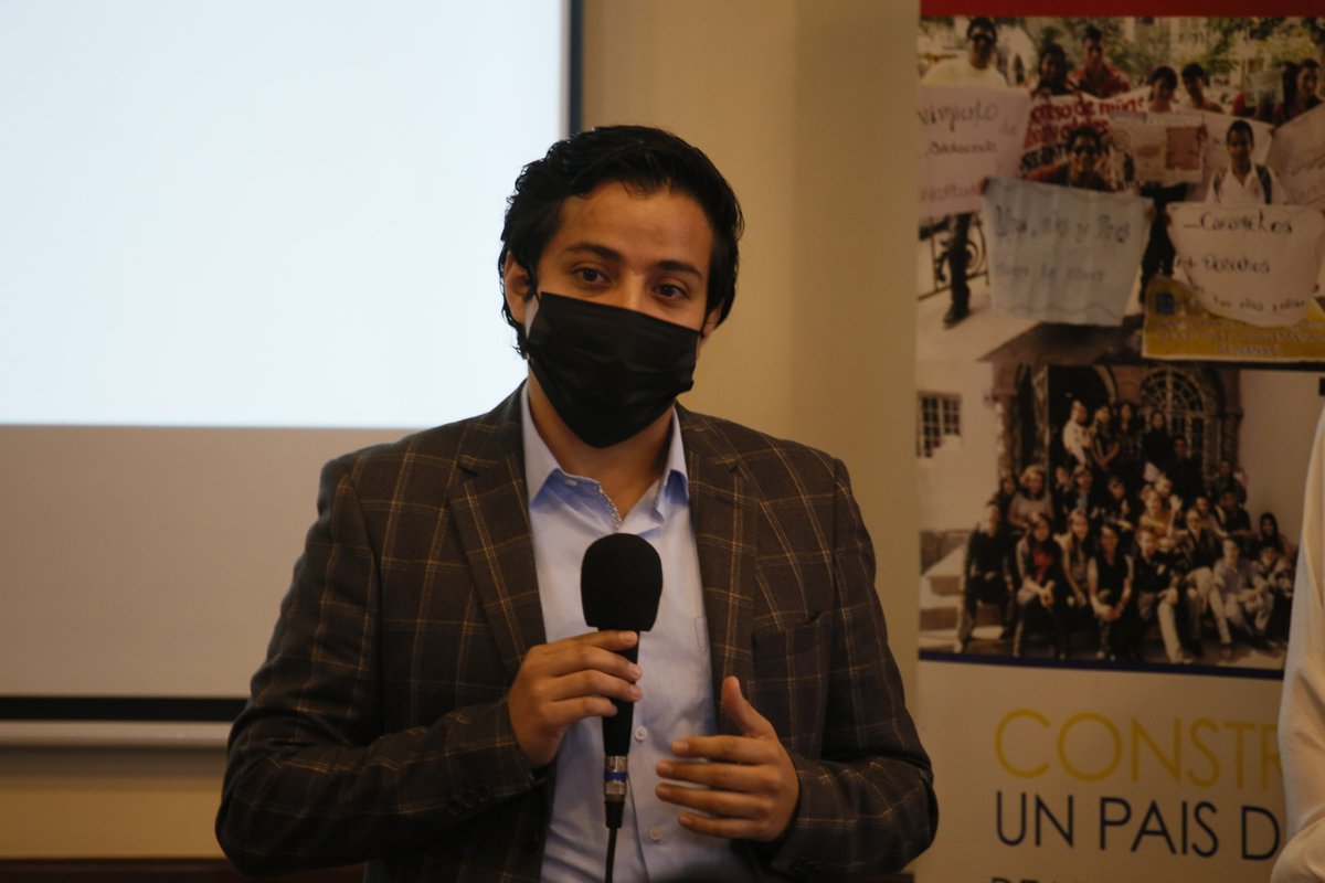 Representante #MovimientoSocialPorLaNiñezEc <a href="/NickyBravo1/">Nicky Bravo Hidrovo. #EcuadorPorLaNiñez</a> llama a priorizar a la niñez y al cumplimiento de las recomendaciones de organismos internacionales #DDHH ,resalta la prioridad de contar con #DatosAbiertos públicos referente a niñez...

#LaNiñezYAdolescenciaCuentaEcuador