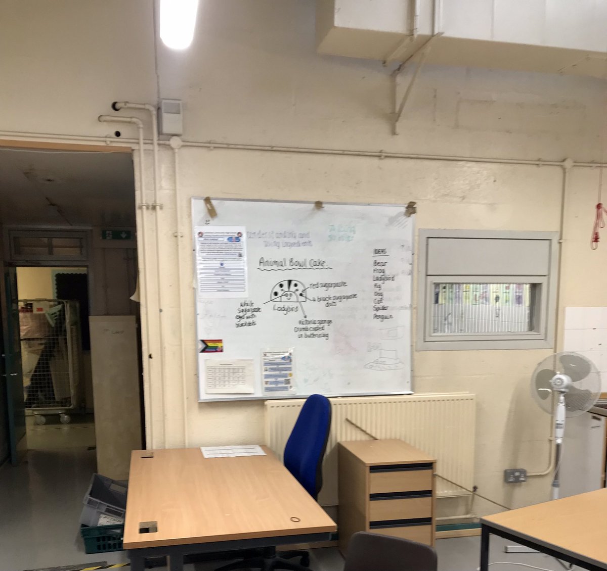 CastlebraeHFT's tweet photo. Finally all packed and ready to go! Massive thanks to @Miss_PorterHE for all your help organising, packing and storing things! Excited to get to our new department now #castlebrae ⚫️🔴 https://t.co/Bhh5PyMlVy