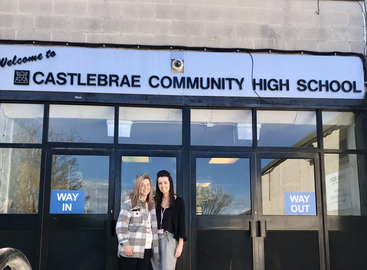 CastlebraeHFT's tweet photo. Finally all packed and ready to go! Massive thanks to @Miss_PorterHE for all your help organising, packing and storing things! Excited to get to our new department now #castlebrae ⚫️🔴 https://t.co/Bhh5PyMlVy