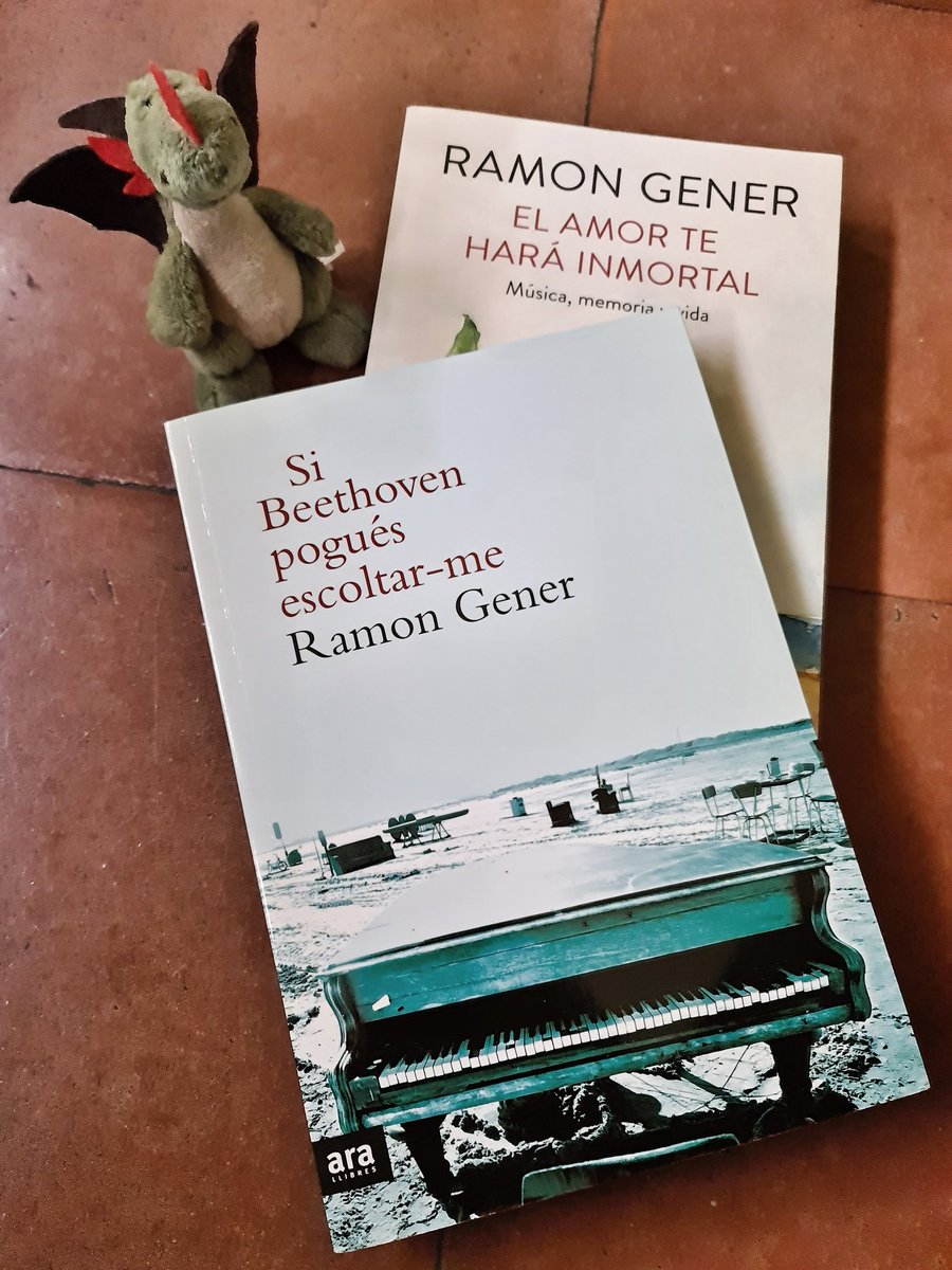 JazzCfree's tweet photo. LIBRO:
Ya me estoy avanzando al día del libro.
Después de haber disfrutado con el anterior título de Ramón Gener @ramongener, he adquirido otro título de Gener al que le tenía muchas ganas.
📙 Ramón Gener, " Si Beethoven pogués escoltar-me" (Ara Llibres).
#RamonGener https://t.co/vqbWaVJh8f