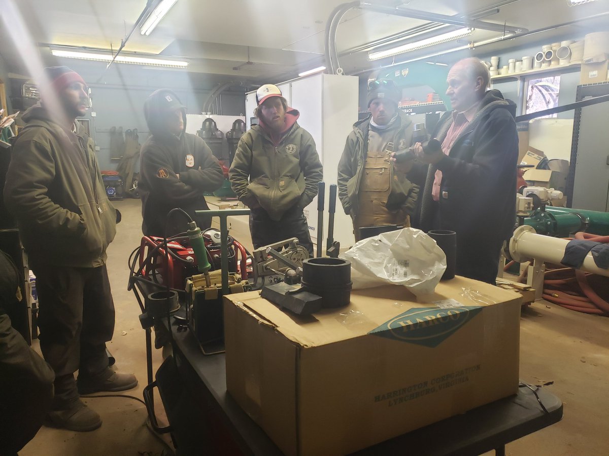 thurman_coker's tweet image. HDPE fusion and fittings training yesterday for the turfies with D. Edward Clark. Don't go out breaking stuff just so you can fix it now though 🙄. Thanks @harcofittings for supplying the compressions for the class. #RFC #knowledgeispower  @CooperTurf @parkus03 @David__Merritt