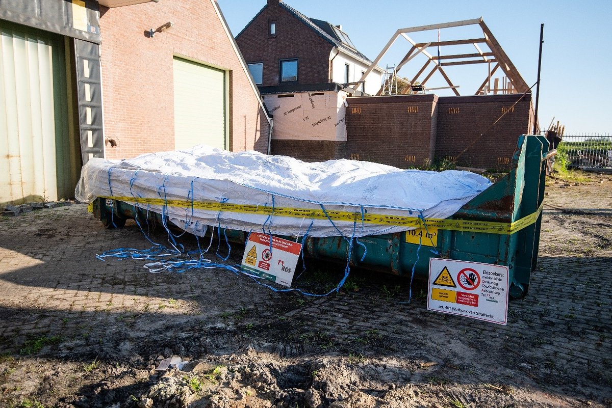 #RGSles #10

De afgelopen weken zijn we wat dieper ingegaan op asbest. Bent u projectontwikkelaar, eigenaar van een bedrijfs- of winkelpand of beheerder van een verzorgingstehuis en hebt u vermoeden van asbest? Neem dan contact met ons op via 0548-512298!
