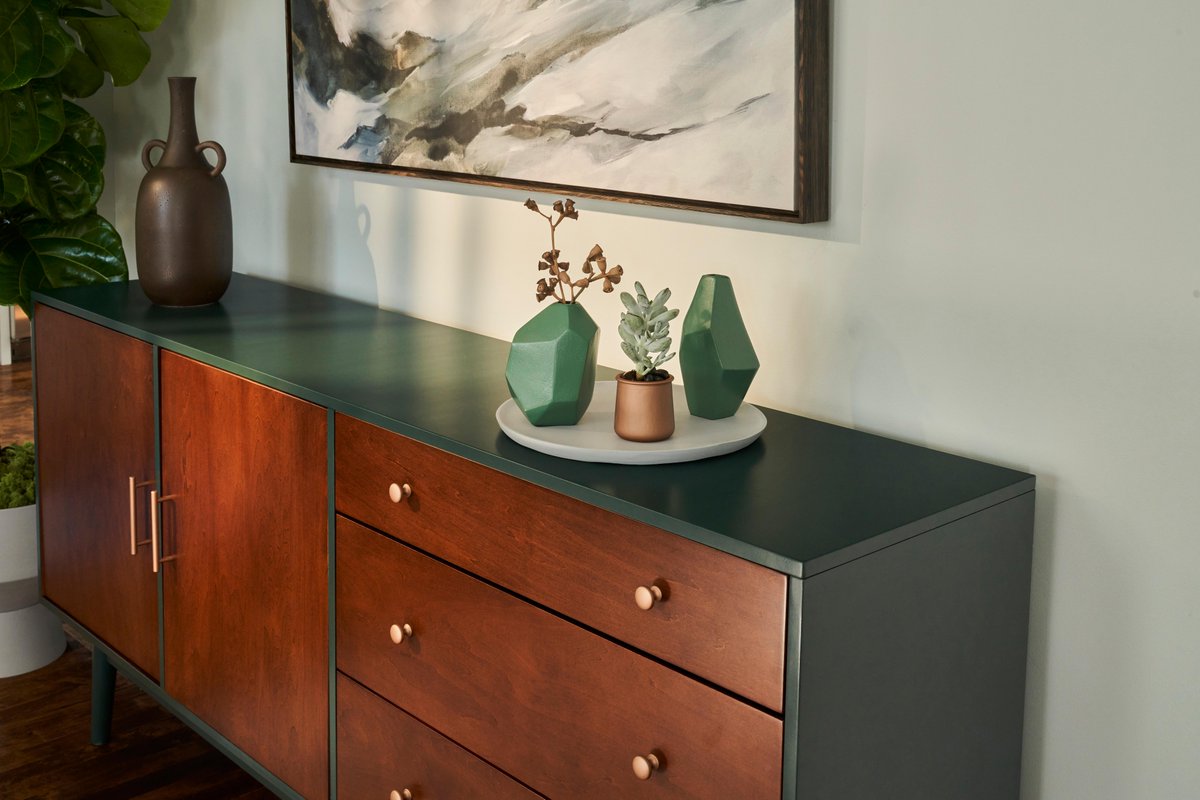 RustOleum's tweet photo. Our 2022 #ROColorWatch Serene Palette can transform your home using colors inspired by nature. It’s easy to embrace the timeless relationship between earth and soul with a few simple DIY projects.

Find out more: https://t.co/W6bWLmUwld https://t.co/wHapKkTw6B
