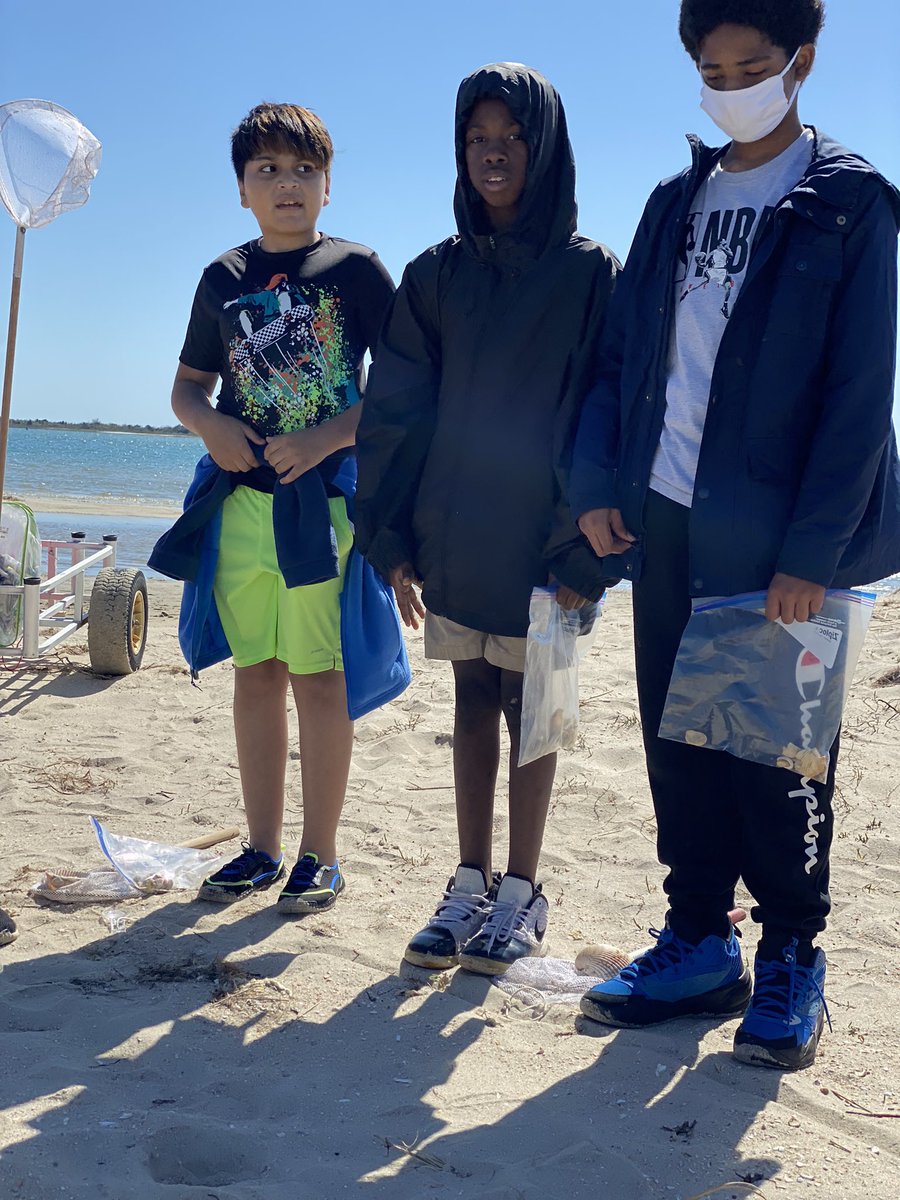 MsPitt17's tweet photo. Having a blast at Shackleford Banks!!! 🦀 🌊 https://t.co/JKTPEbPZcn