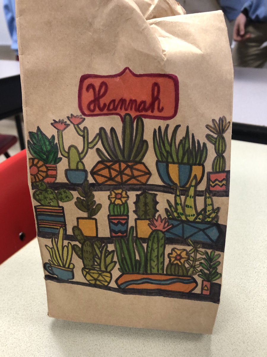 acs7p's tweet photo. I have the most amazing parents! Took pictures of lunch bags I have loved. Now I got one of my very own 💜 https://t.co/Pi2dR0LbHU