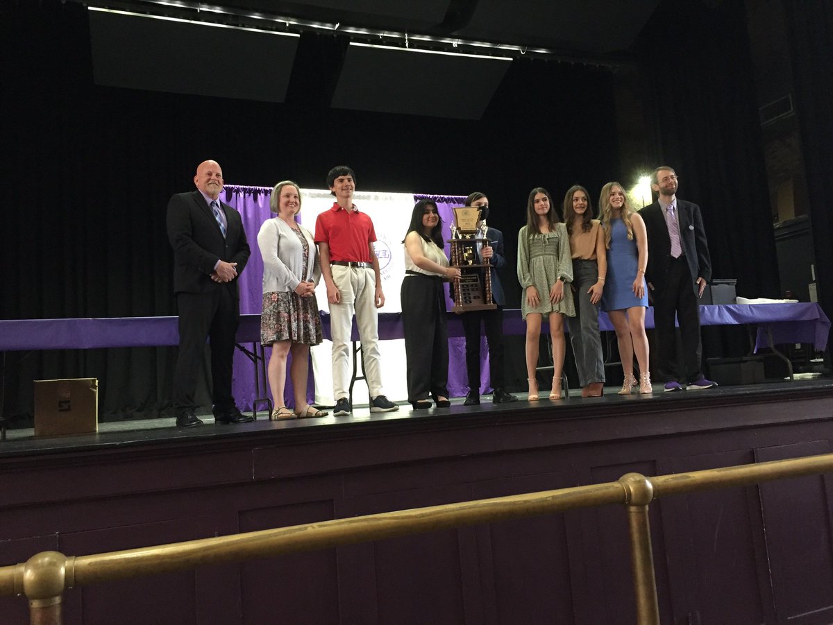 pulaskiacademy's tweet image. Congratulations #PAGrade9 students who took home category awards, special awards, and the Best in State school trophy at the AR State Science and Engineering Fair. #PACompete