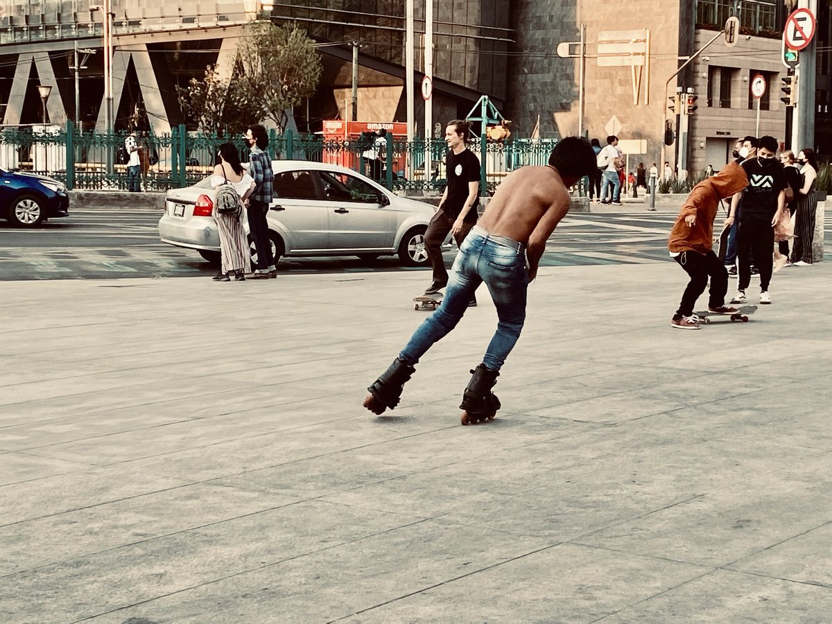 Joslimag's tweet photo. #streetphotography #skateboarding #méxico https://t.co/craXH97Rza