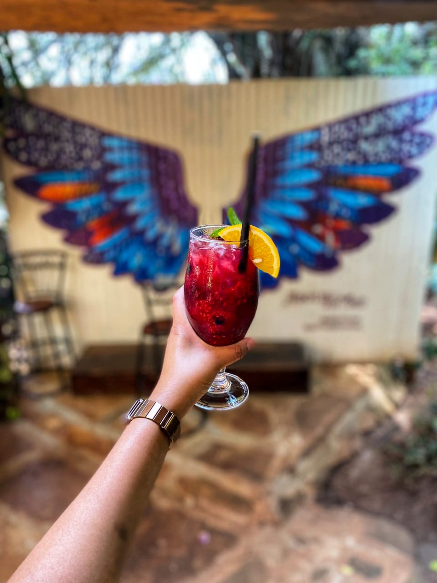 It's FriYAY! We need a drink... and we're guessing you do too . Our cocktail menu has something for everyone to thirst quench  and hydrate during this this unusual April hot spell! 🥵
Book a table via the link in our bio.