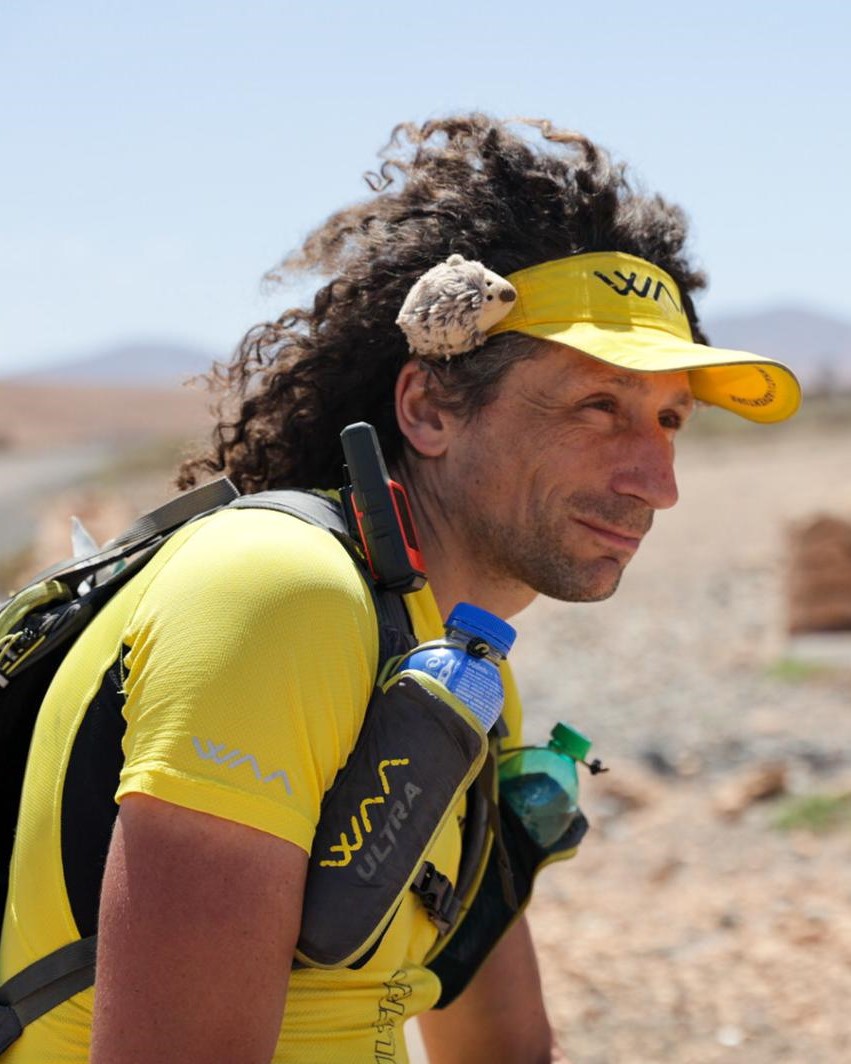 WaaUltra's tweet photo. After Fuerteventura, Luca Papi arrived this morning on Gran Canaria, which he knows by heart 🤪💛

Thanks to his numerous participations in the @TransGC race 🏝️

#WAA #Adventure #LucaPapi #Fuerteventura #GranCanaria #Canaries https://t.co/DisS4ltAtP