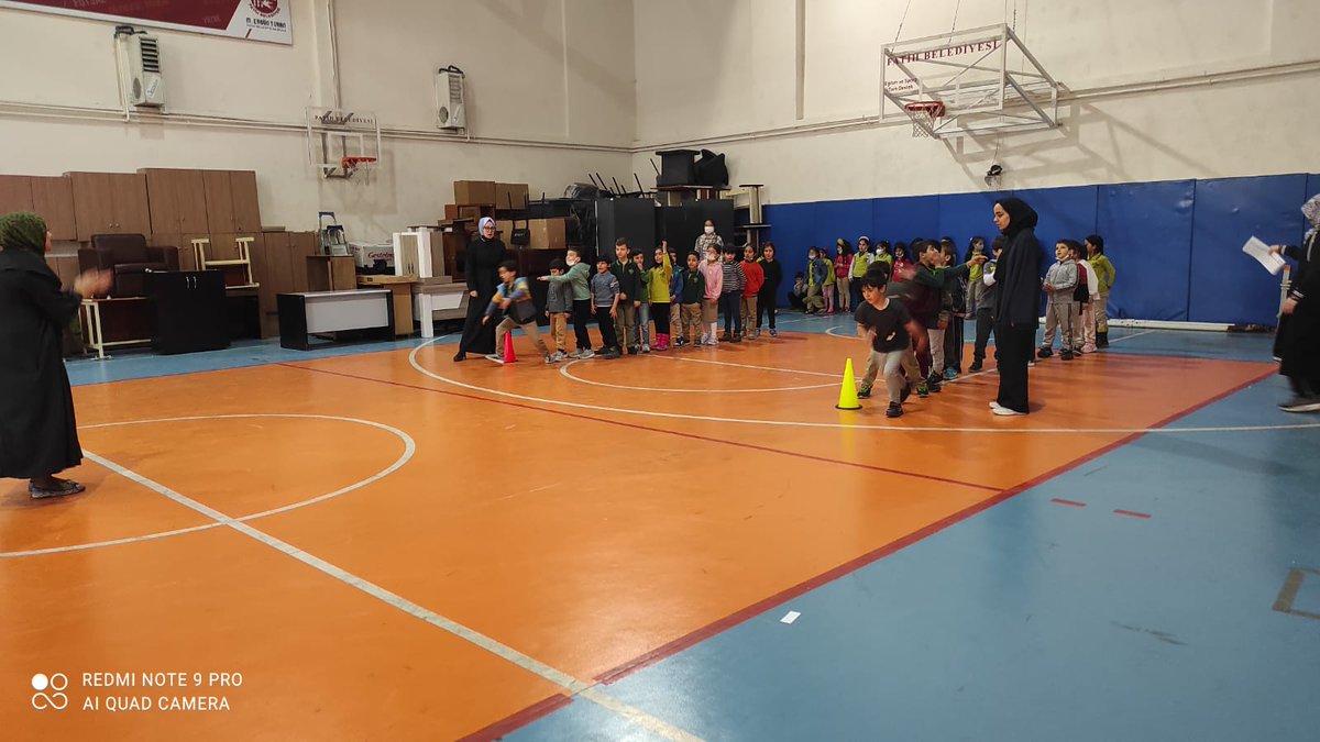 Gençlik ve Spor Bakanlığı ile Milli eğitimin işbirliği içinde düzenlenen İFET oyunları tanıtımı için Beril Barlas ve ekibi okulumuza gelerek öğrencilerle  eğlenceli zaman geçirdiler. <a href="/tcmeb/">Millî Eğitim Bakanlığı</a> <a href="/memleventyazici/">Levent Yazıcı</a> <a href="/istanbulilmem/">İstanbul İl Millî Eğitim Müdürlüğü</a> <a href="/mucipkina/">Mucip KINA</a> <a href="/FatihilceMEM/">Fatih İlçe Millî Eğitim Müdürlüğü</a>