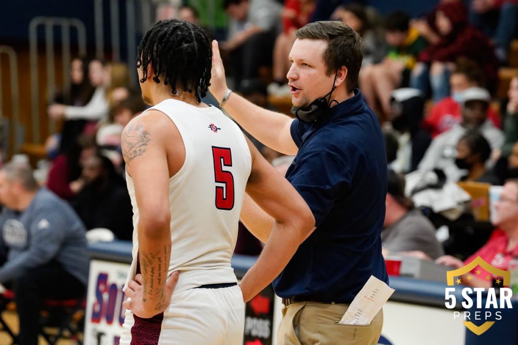 5StarPreps's tweet photo. 🚨 JUST IN 🚨

Ryan Ross has resigned as South-Doyle High School boys basketball coach. 

We spoke with Ross about his decision. 

STORY ➡️ https://t.co/BSgcIcR8hM https://t.co/rgMgzAxf7o