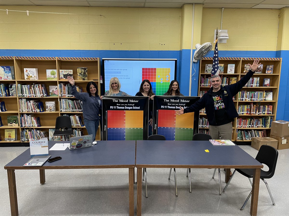 VPanzella14's tweet photo. Checking in and making new friends. @MartuccioPaul explaining how the mood meter integrates into instruction. Meaningful mentoring @ THE Public School 13🐝#RULERMENTOR @PS11SI @SIBOD31 @rulerapproach @marcbrackett @JPatanio @TheCahnFellows  @Dolores_Espo @ARLodico @DrMarionWilson https://t.co/NeU6khtPcK