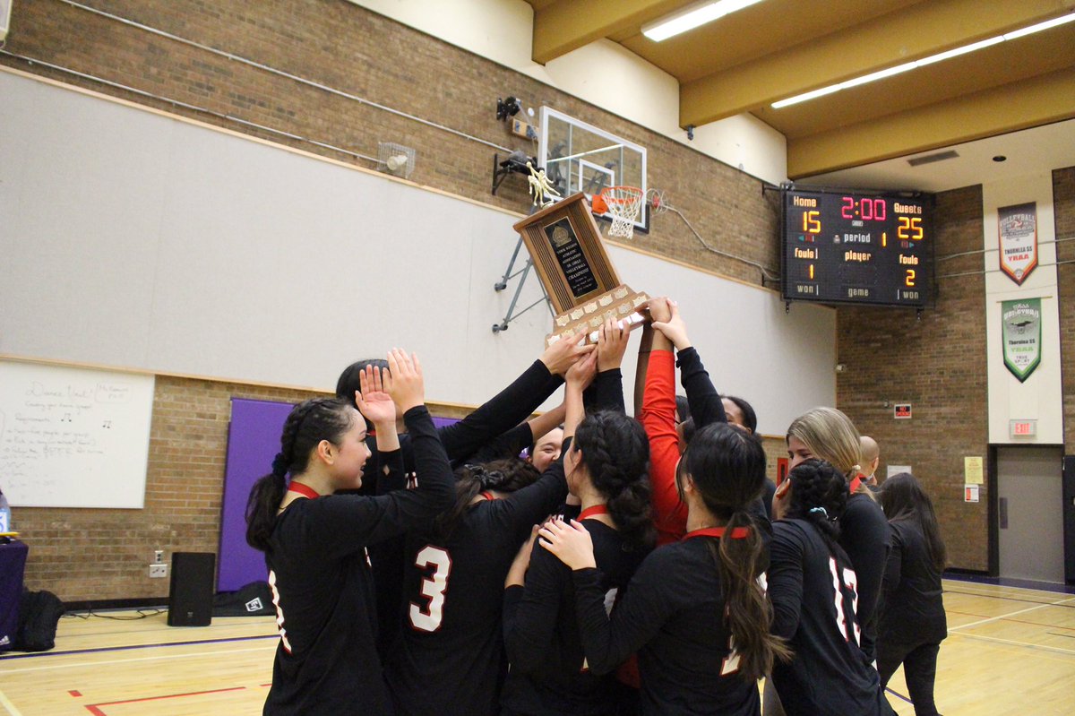 FMMSAC's tweet photo. CONGRATS TO THE SENIOR GIRLS FOR WINNING YRAA FINALS 2022🥳❤️ WE’RE SO PROUD OF YOU AND CONGRATULATIONS ON AN AMAZING SEASON😍😍 #champnight @FMMtweets @yraa_news https://t.co/EoS3Y4pomg