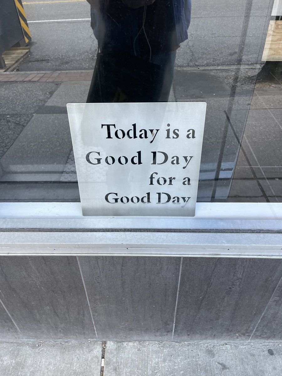 Bob Halifax 🍷 tweet media