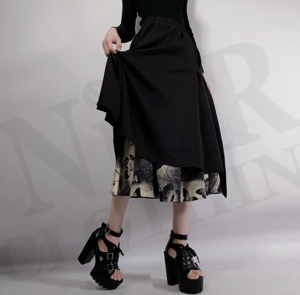 NieR_tokyo's tweet photo. 🎁本日〆切プレゼント企画🎁

2枚仕立てSEPIA BUTTERFLY FLARE SKIRT【ポケット付き】

🎁3名様にプレゼント🎁

◼応募方法
フォロー(@NieR_tokyo) &amp; RT
◼締切〆  本日24時

※鍵垢の方も対象内です。
是非ご参加ください🙇‍♂️🙇‍♀️ https://t.co/tSg0RGGfDu