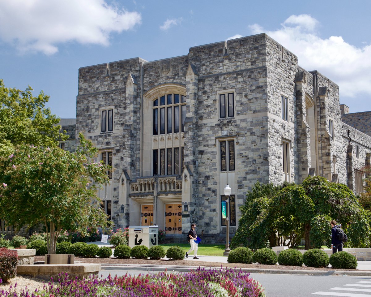 The 2022 summer funding round call for proposals is NOW OPEN for the University Libraries Collaborative Research Grant &amp; is extended to all VT academic disciplines!
➡️$5K or $10K for ea. project 
➡️Postdocs are now eligible
➡️Deadline: 5/5
➡️Awards: 5/11
➡️sites.google.com/vt.edu/lib-col…