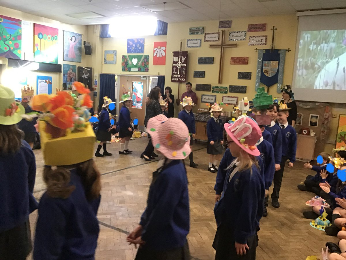 crontony3's tweet photo. Year 3 have had a brilliant term! We have enjoyed some egg-cellent Easter activities today, including our Easter  Bonnet Parade, egg colouring and our school Easter  Bonnet Parade. Have a wonderful and safe Easter everyone!🐣🐇✝️ https://t.co/DW0bF8r4be