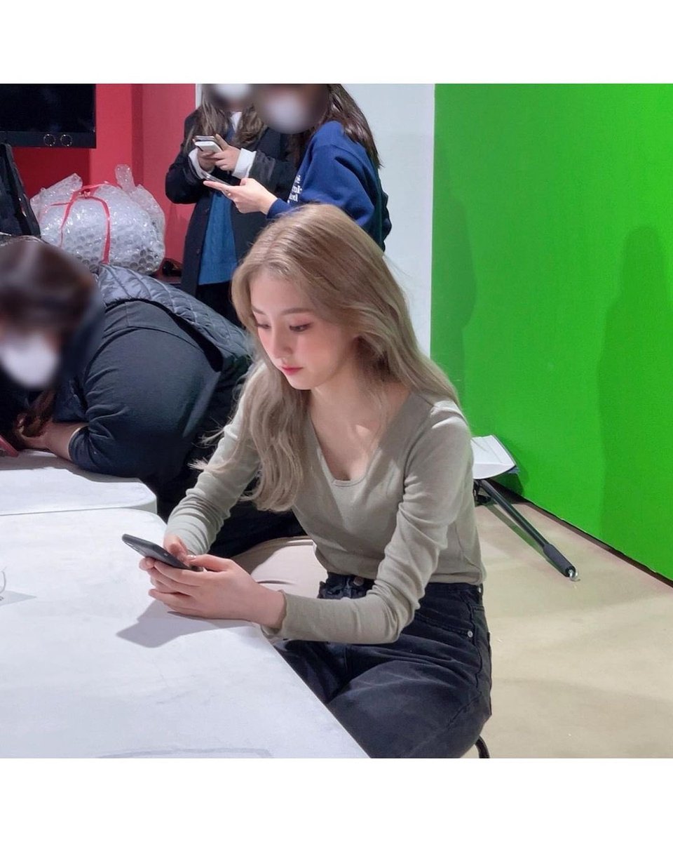 lightsumpics's tweet photo. (2)
#HINAmonroll_SpringBirthday
#봄에_핀_첫사랑꽃_히나날
#주현이의_열아홉번째봄
#HappyBirthdayToJJU https://t.co/5wKHI3FW5p